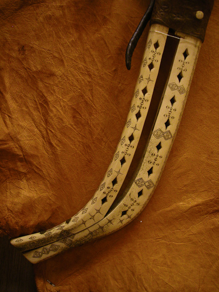 Saami sheath detail