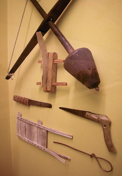 Saami antler working tools